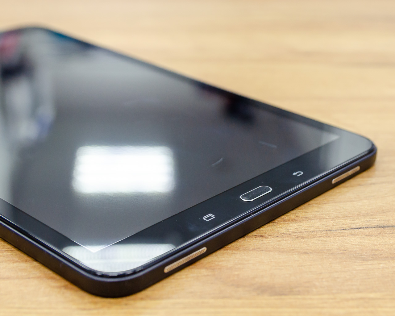 Планшет Samsung Galaxy Tab A LTE 16GB SM-T585 (чёрный)