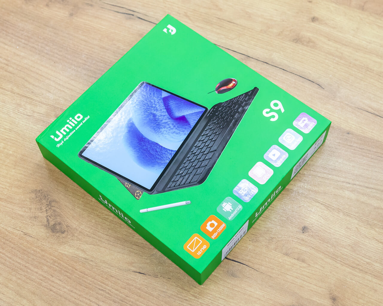 Планшет с клавиатурой Umiio S9 Pad 6GB/128GB (золотой)