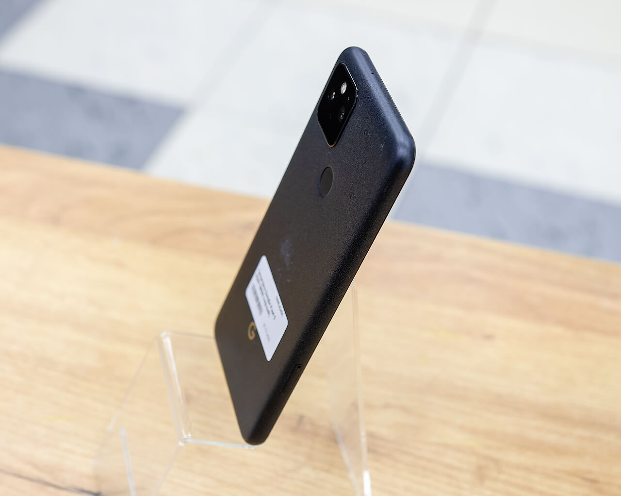Смартфон Google Pixel 5 8GB/128GB (черный)