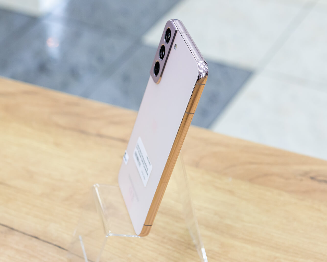 Смартфон Samsung Galaxy S22+ 5G 8GB/128GB (розовый)