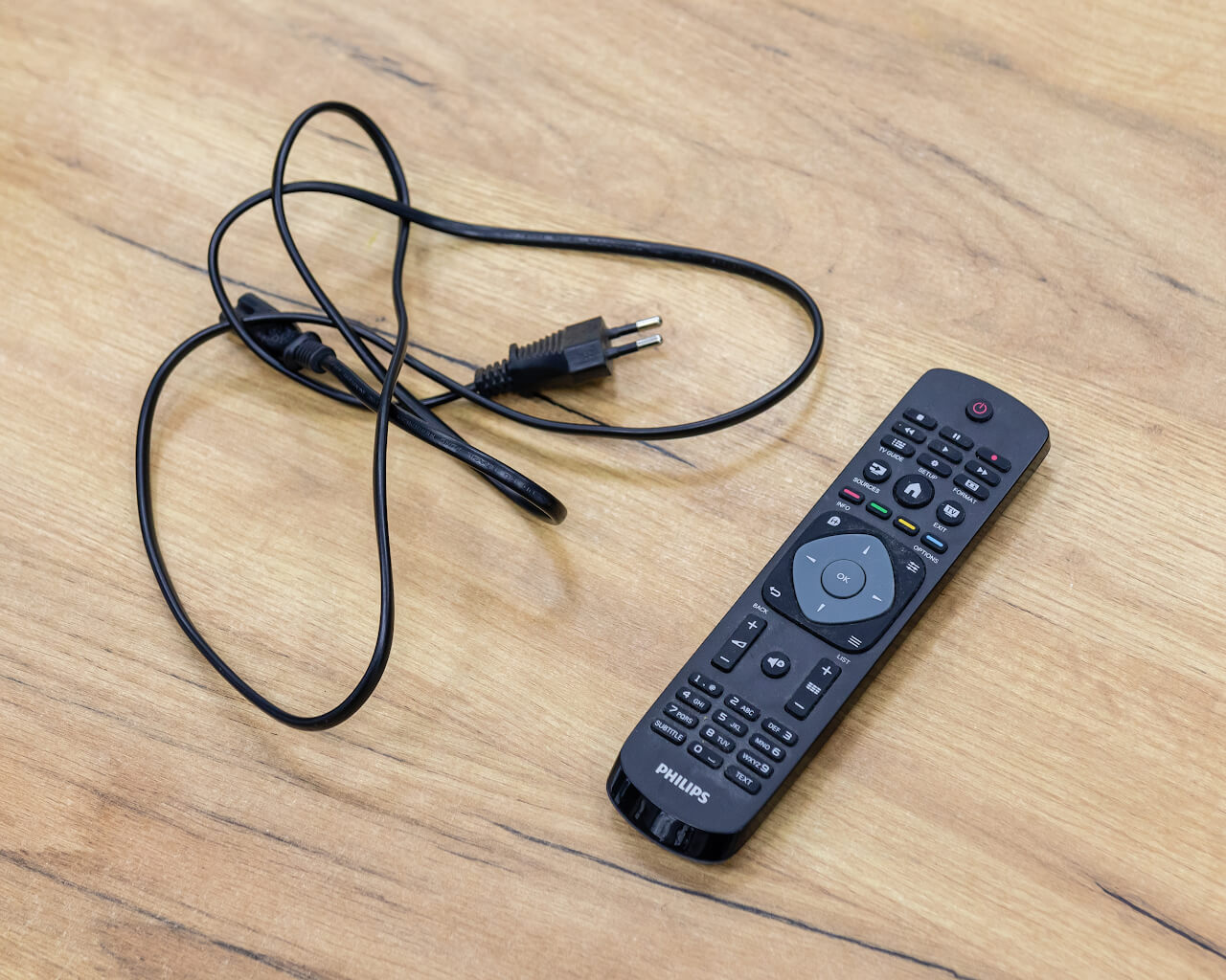 Телевизор Philips 22PFT4000