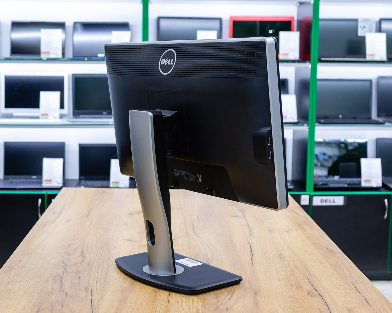 Монитор Dell U2312HM