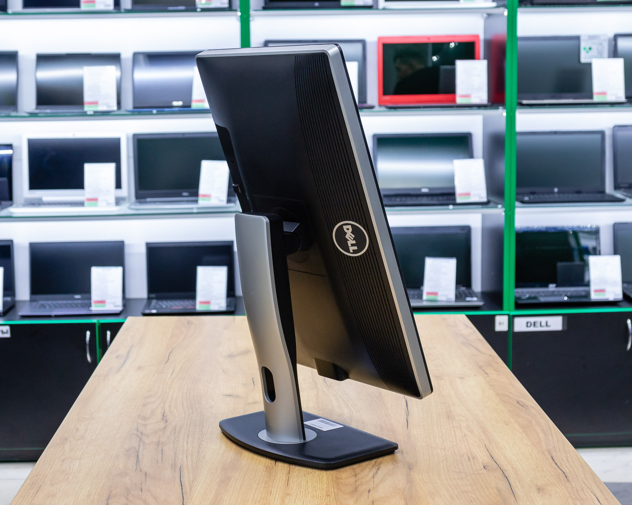 Монитор Dell U2312HM
