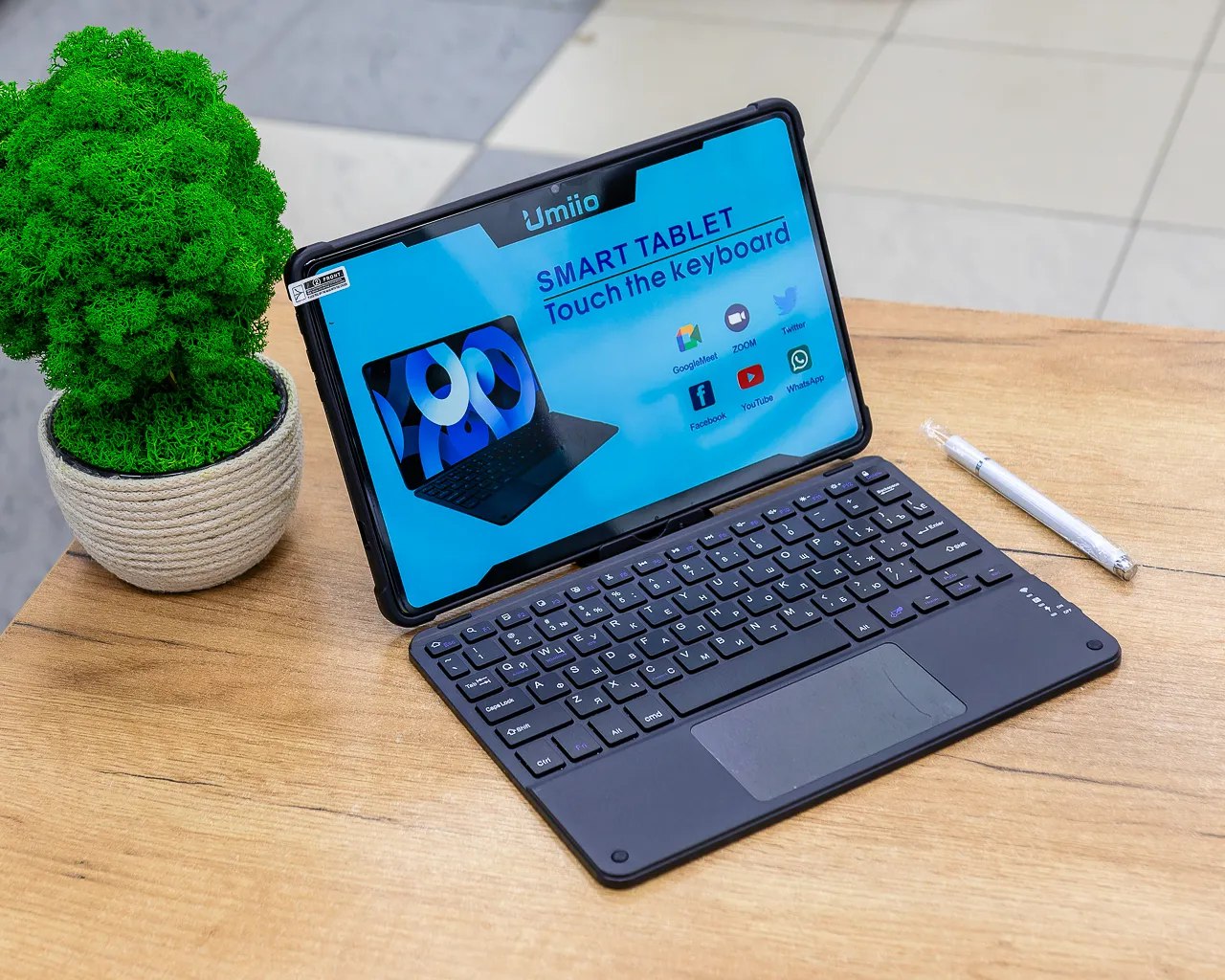 (новый.) Планшет с клавиатурой Umiio S24 Ultra 6GB/128GB (золотой)