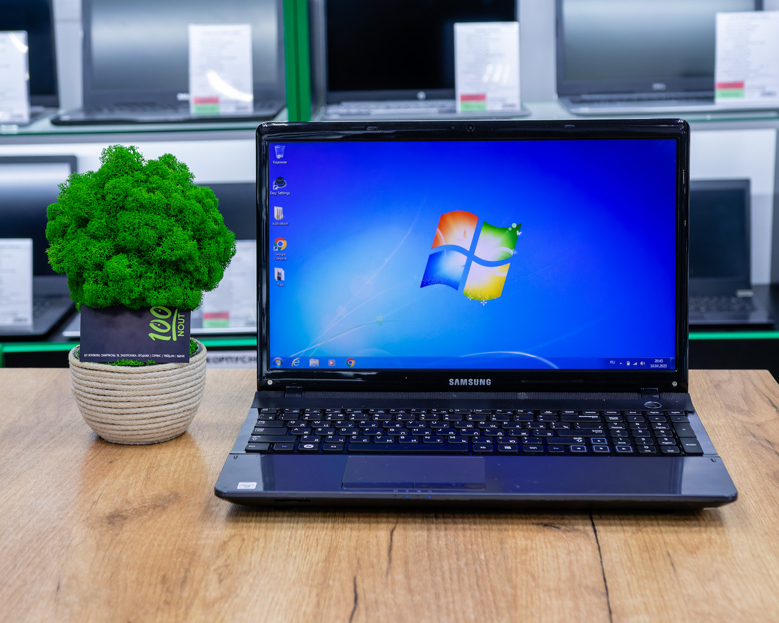 Ноутбук Samsung 300E5A