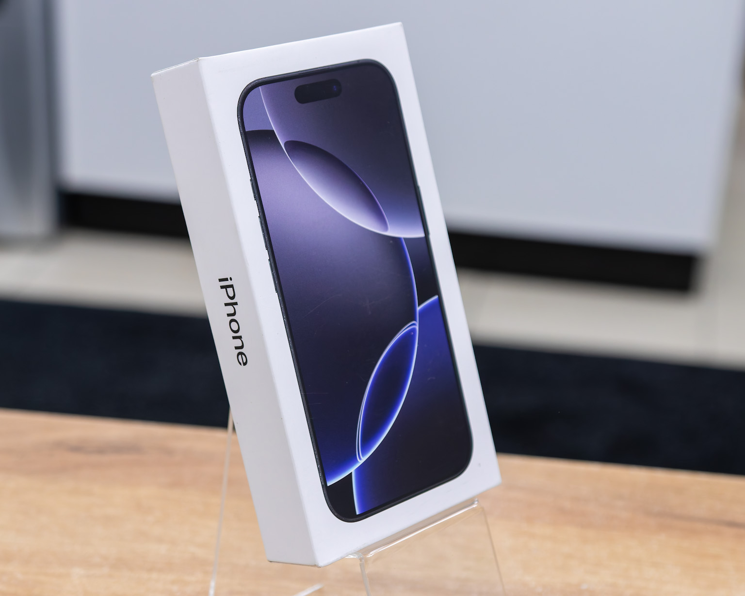 (новый. обмен.) Apple iPhone 16 Pro 512GB (черный титан)