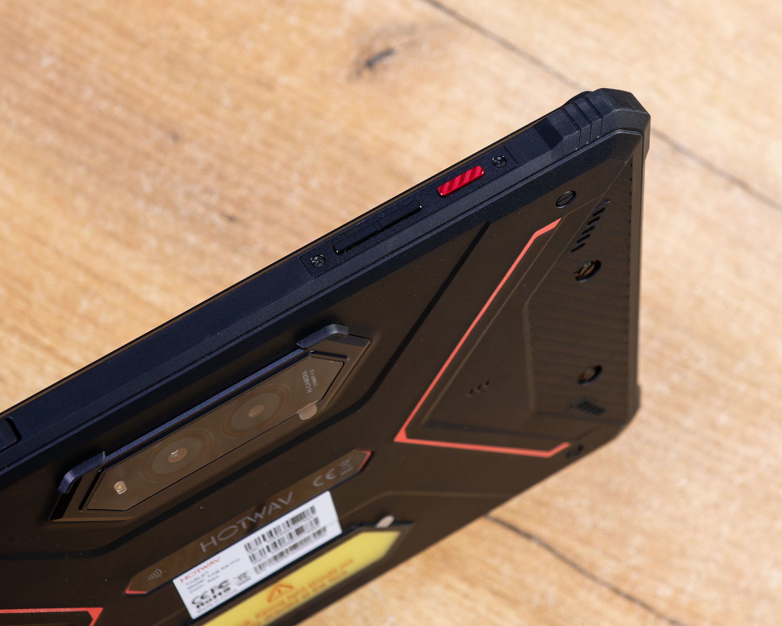 (новый.) Игровой противоударный планшет  Hotwav Tab R9 Pro 6GB/256GB (красный)