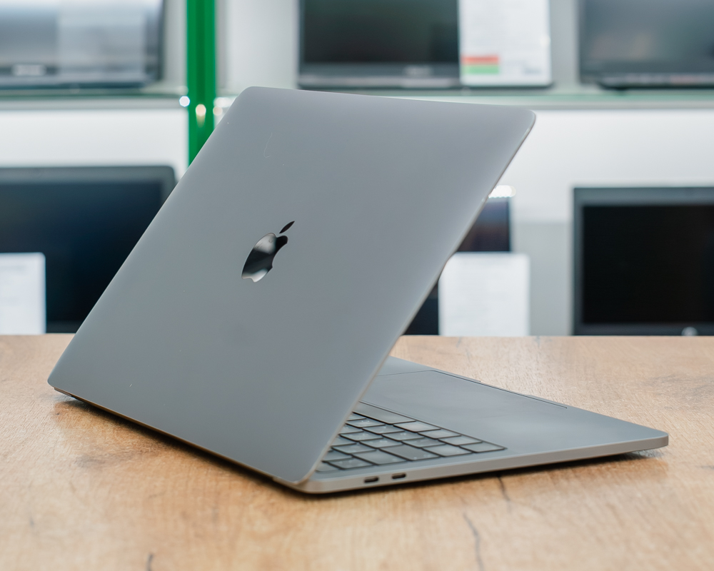 Ноутбук Apple MacBook Pro 13
