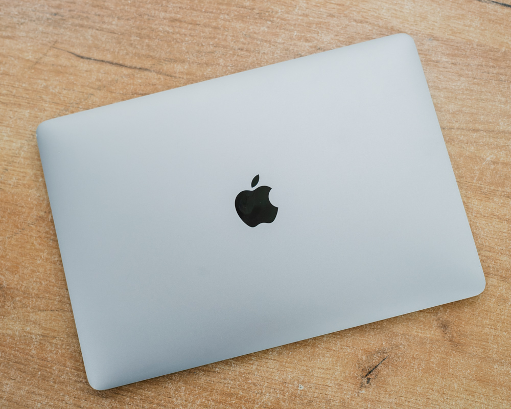 Ноутбук Apple MacBook Pro 13