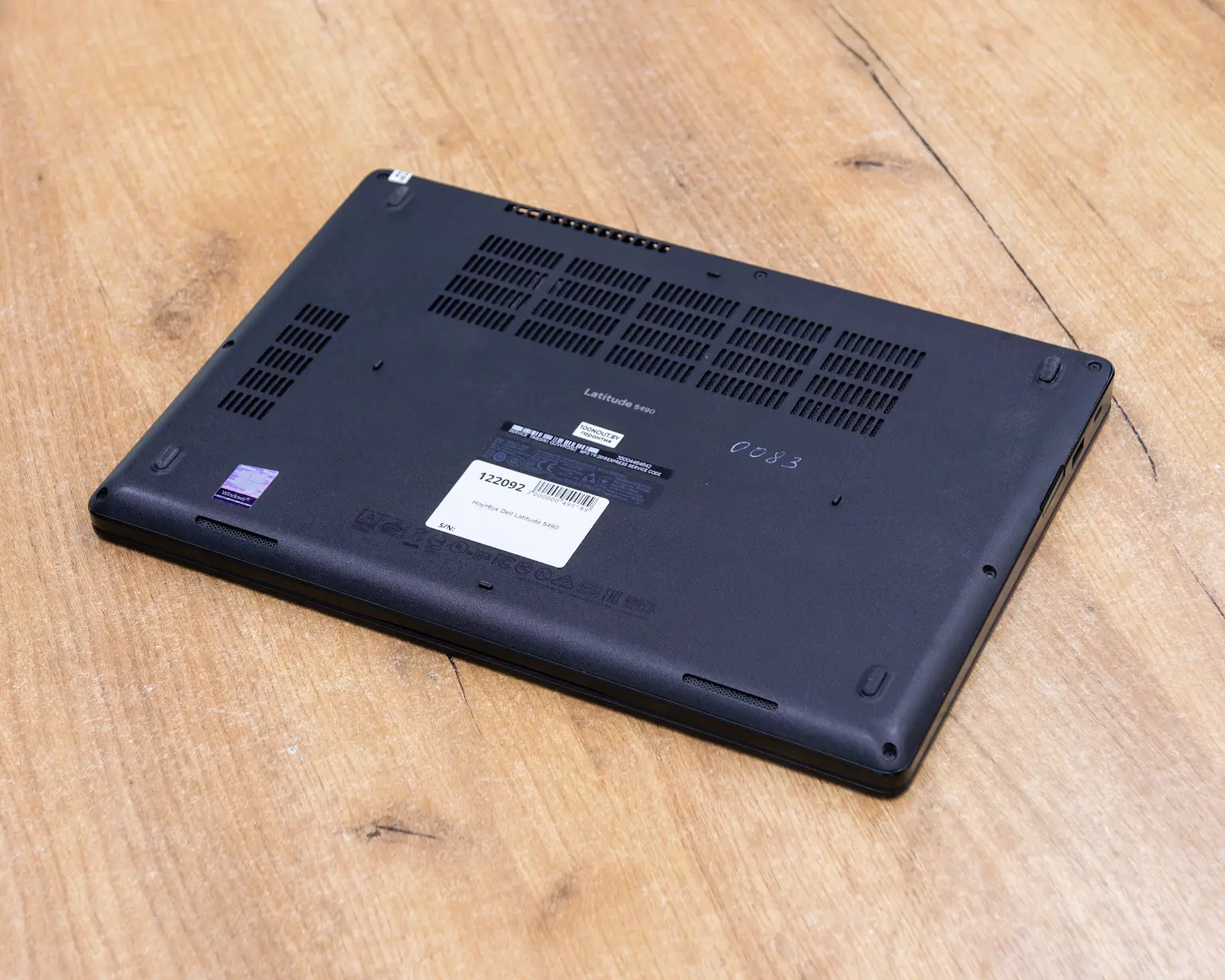 Ноутбук Dell Latitude 5490 (FHD IPS/i5-8gen/GeForce MX130 2GB/8GB/SSD 256GB)