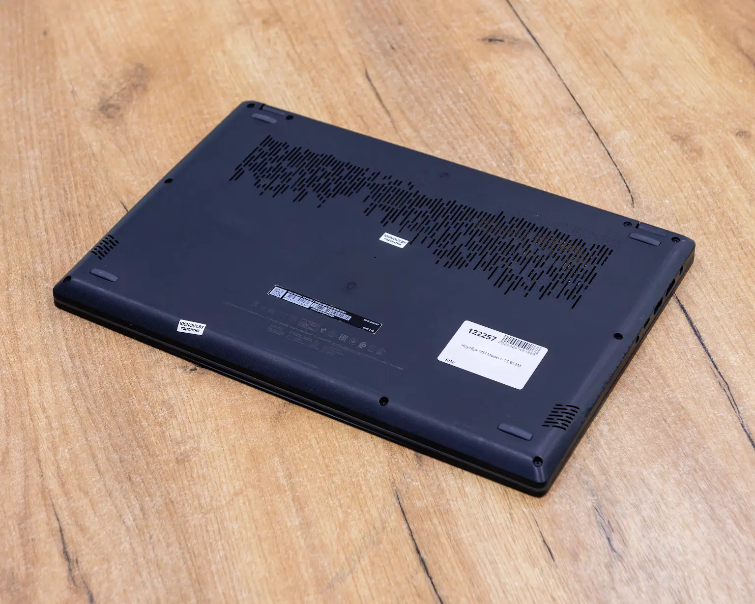 Ноутбук MSI Modern 15 B12M (FHD IPS/i3-12gen/8GB/SSD 256GB)