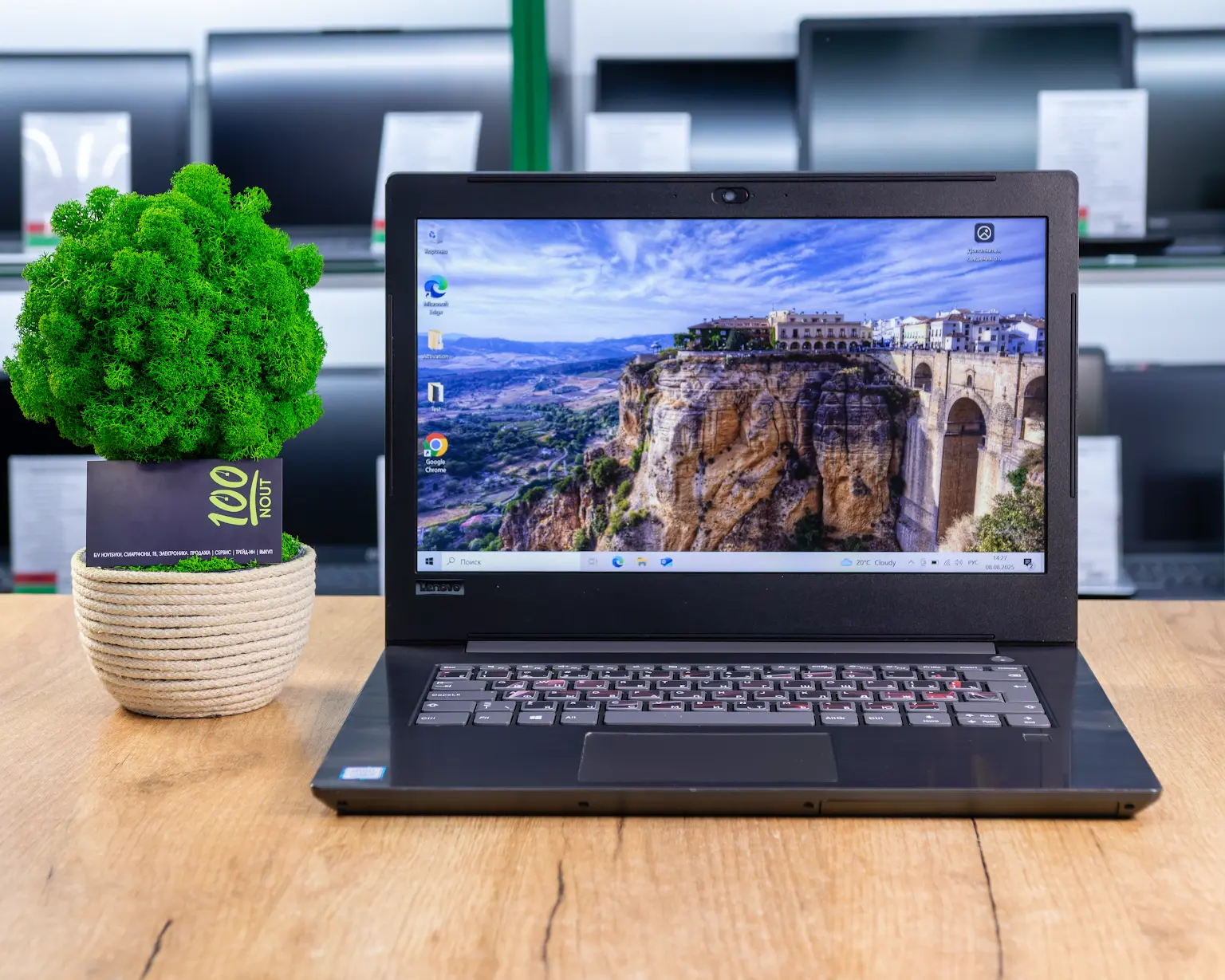 Ноутбук Lenovo V330-14IKB (FHD/i5-8gen/8GB/SSD 256GB)