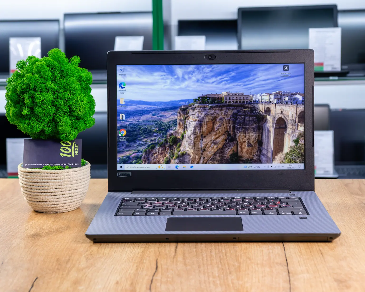 Ноутбук Lenovo V330-14IKB (FHD/i5-8gen/8GB/SSD 256GB)