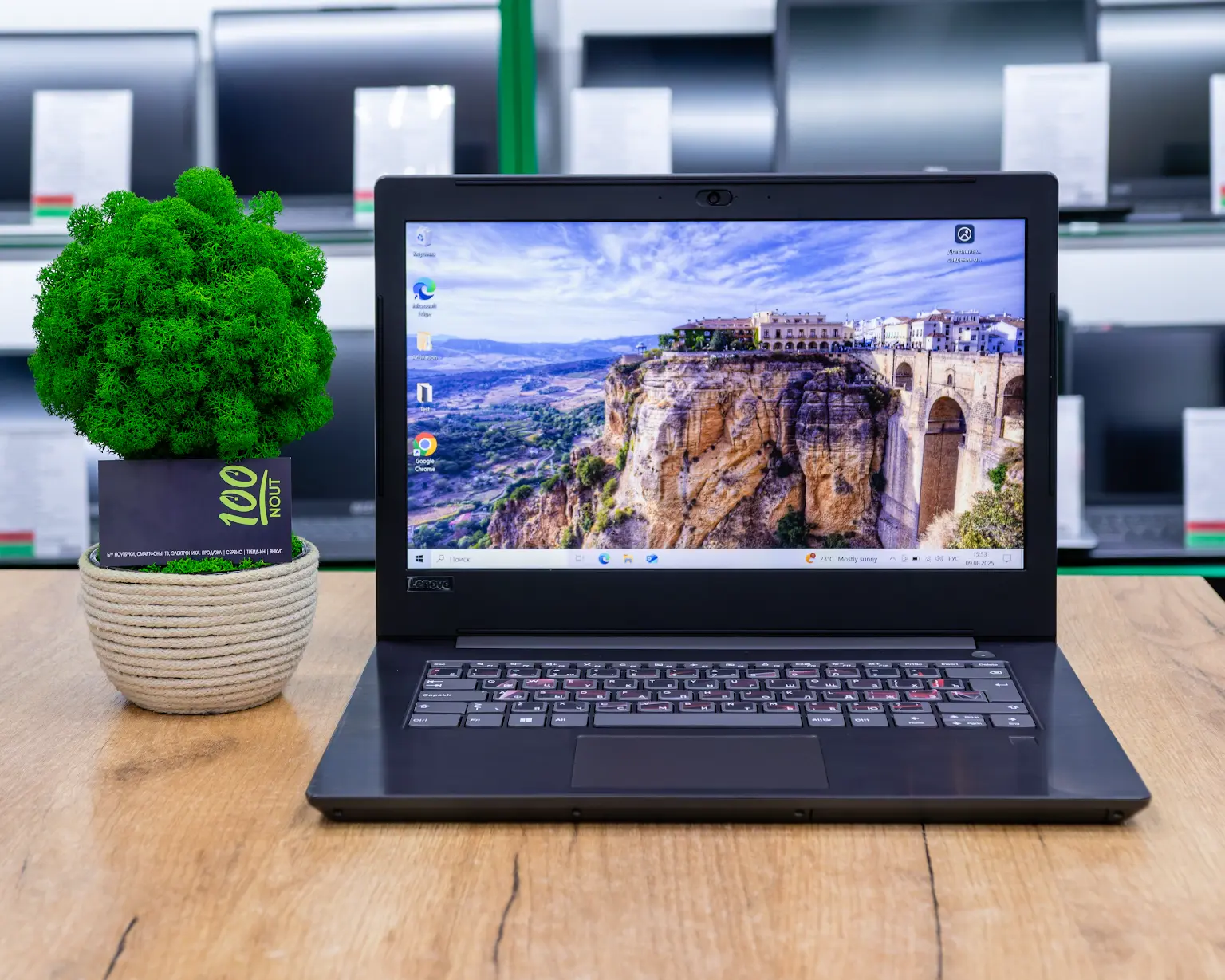 Ноутбук Lenovo V330-14IKB (FHD/i5-8gen/8GB/SSD 256GB)