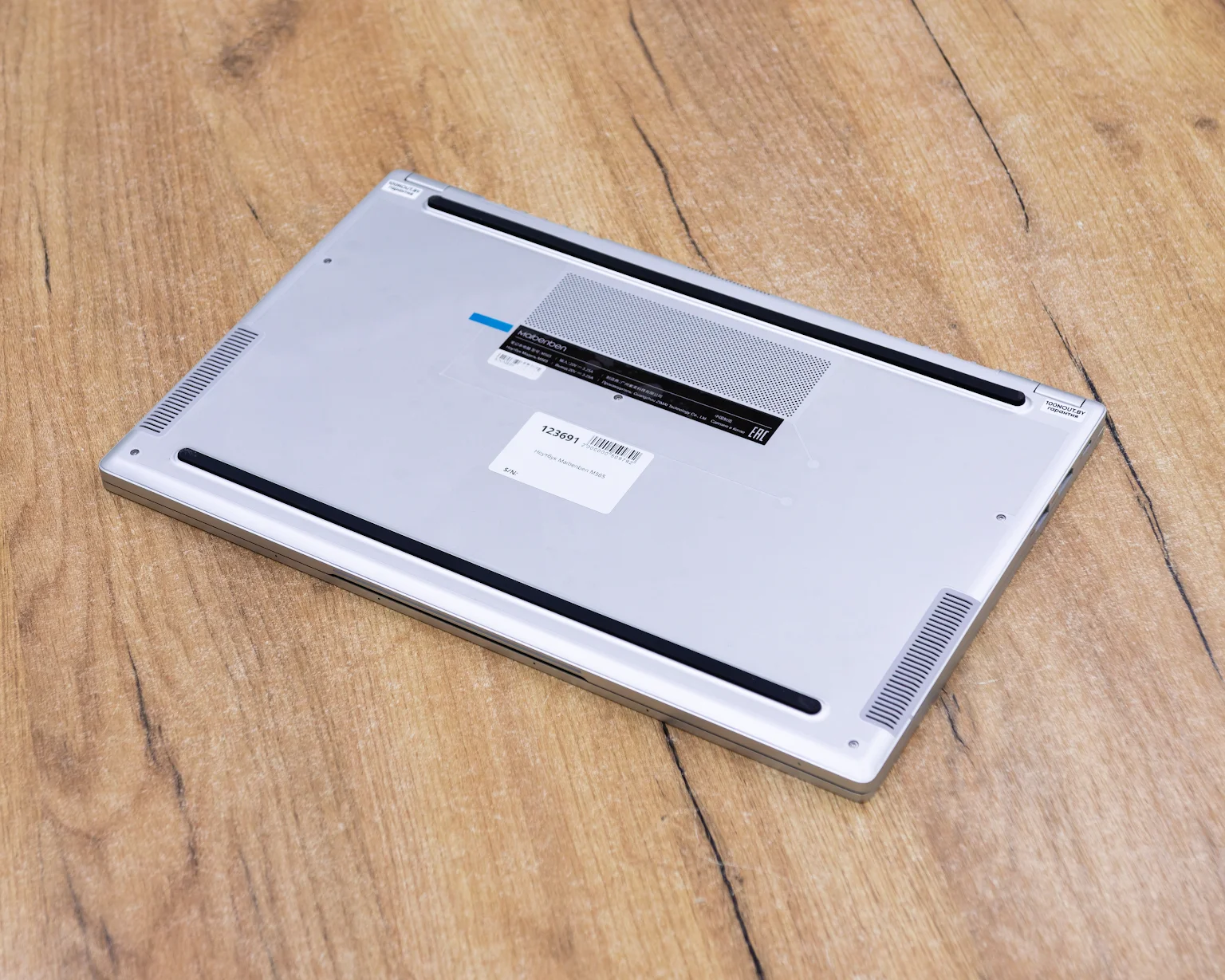 (новый.) Ноутбук Maibenben M565 M5651SB0LSRE0 (FHD IPS/i5-11gen/8GB/SSD 512GB)