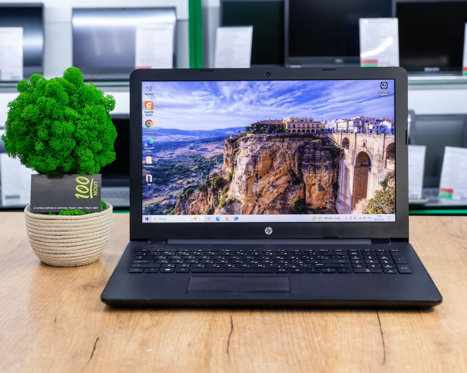 Ноутбук HP 15-rb (HD/AMD E2-9000e/4GB/SSD 128GB)