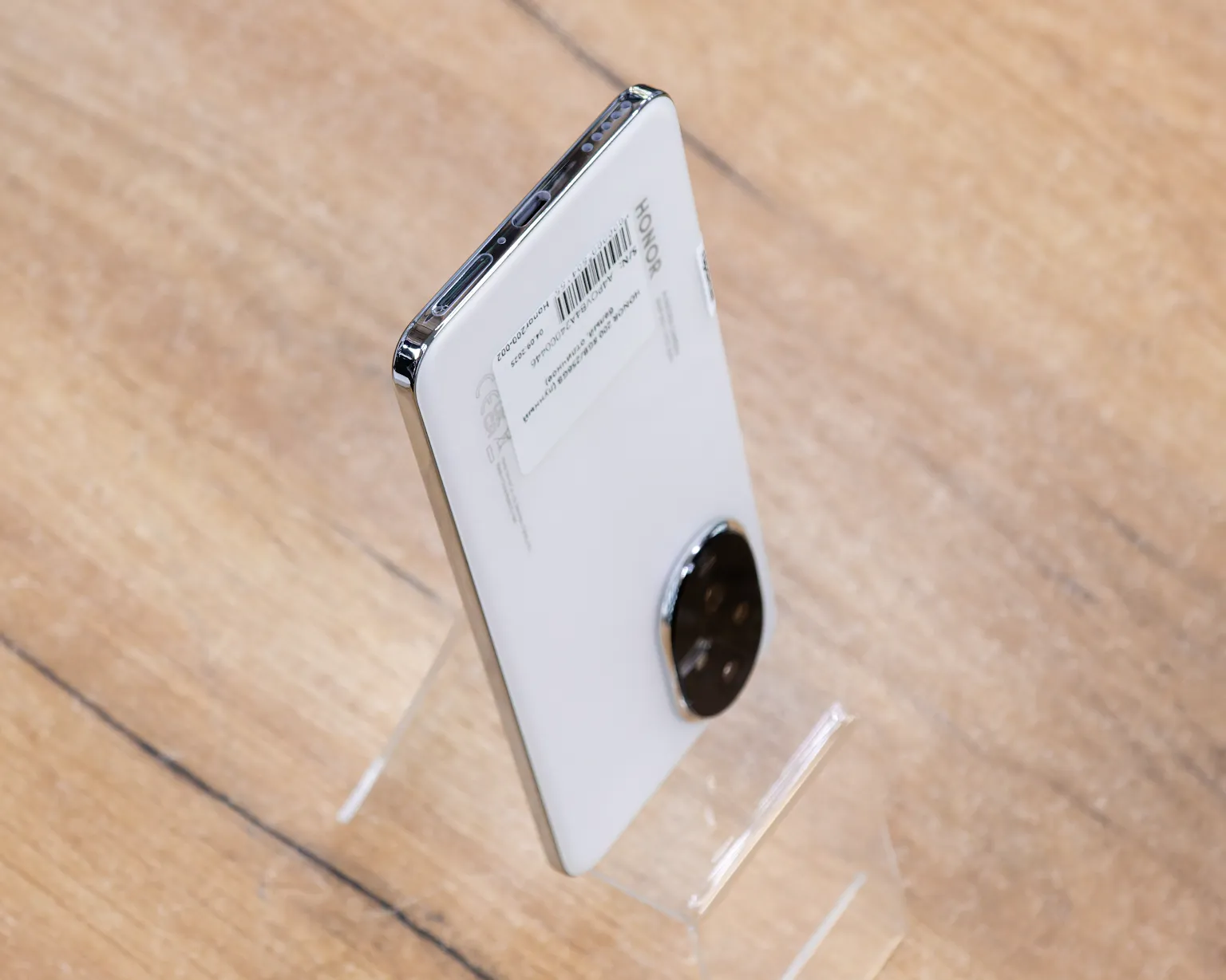 HONOR 200 8GB/256GB (лунный белый, отличное)