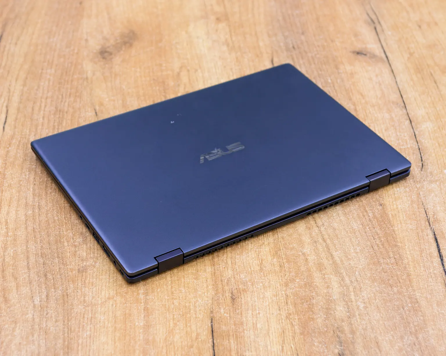 Ноутбук 2-в-1 ASUS VivoBook Flip 14 TP412FA