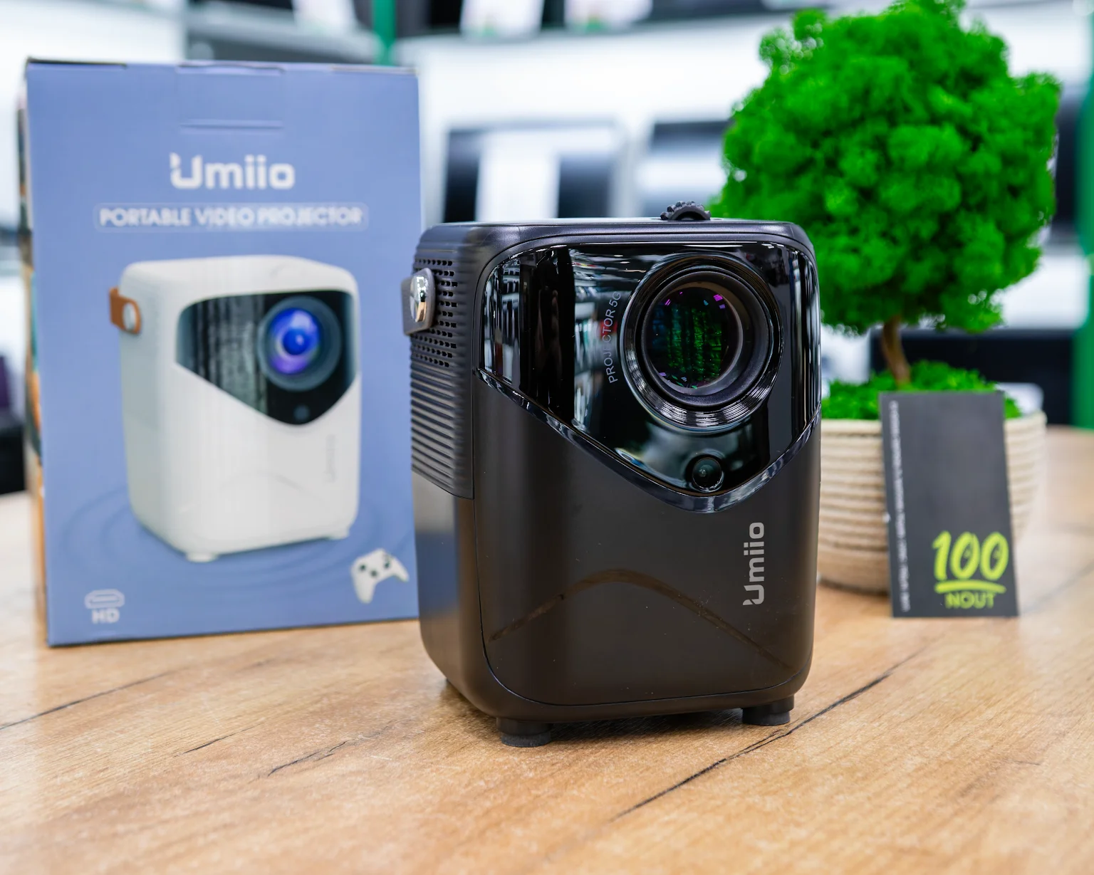 Портативный проектор Umiio Q1 Мини-проектор HDMI, Wi-Fi, Bluetoth (чёрный)