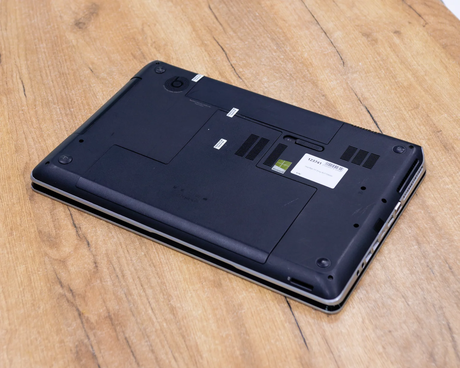 Ноутбук HP Envy dv7-7262er (FHD/i5-3gen/GT 630M 2GB/8GB/SSD 256GB)