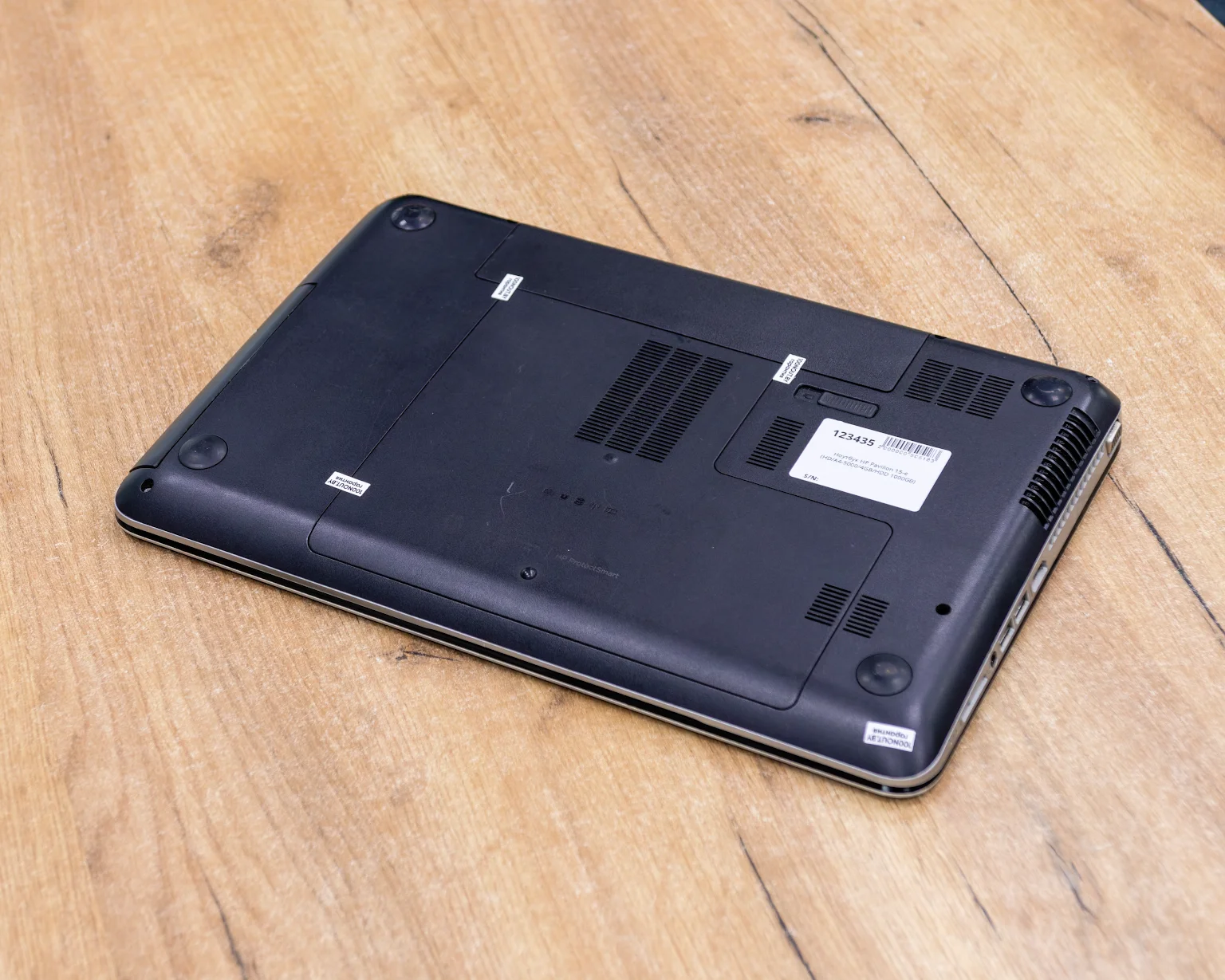 Ноутбук HP Pavilion 15-e (HD/A4-5000/4GB/HDD 1000GB)