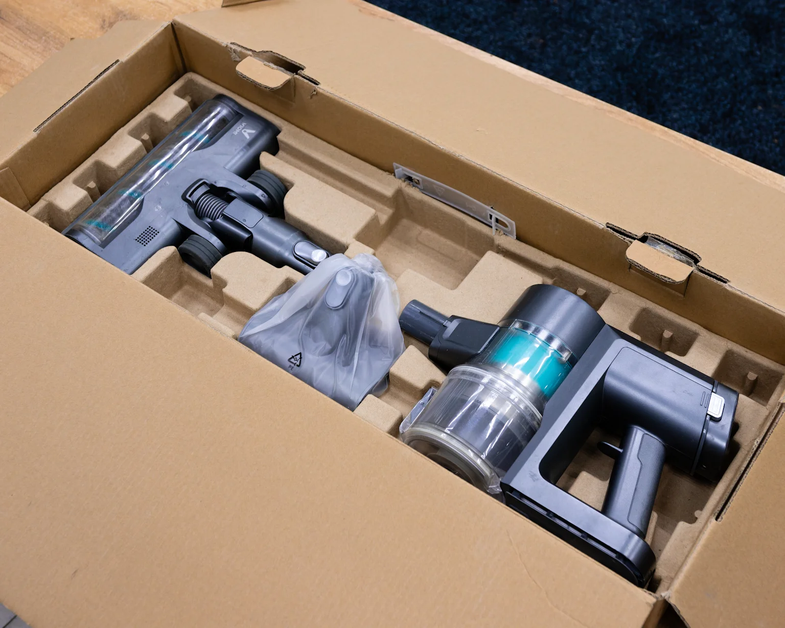 Вертикальный пылесос Viomi Wireless Vacuum Cleaner A9 (V-HWVC12 A)