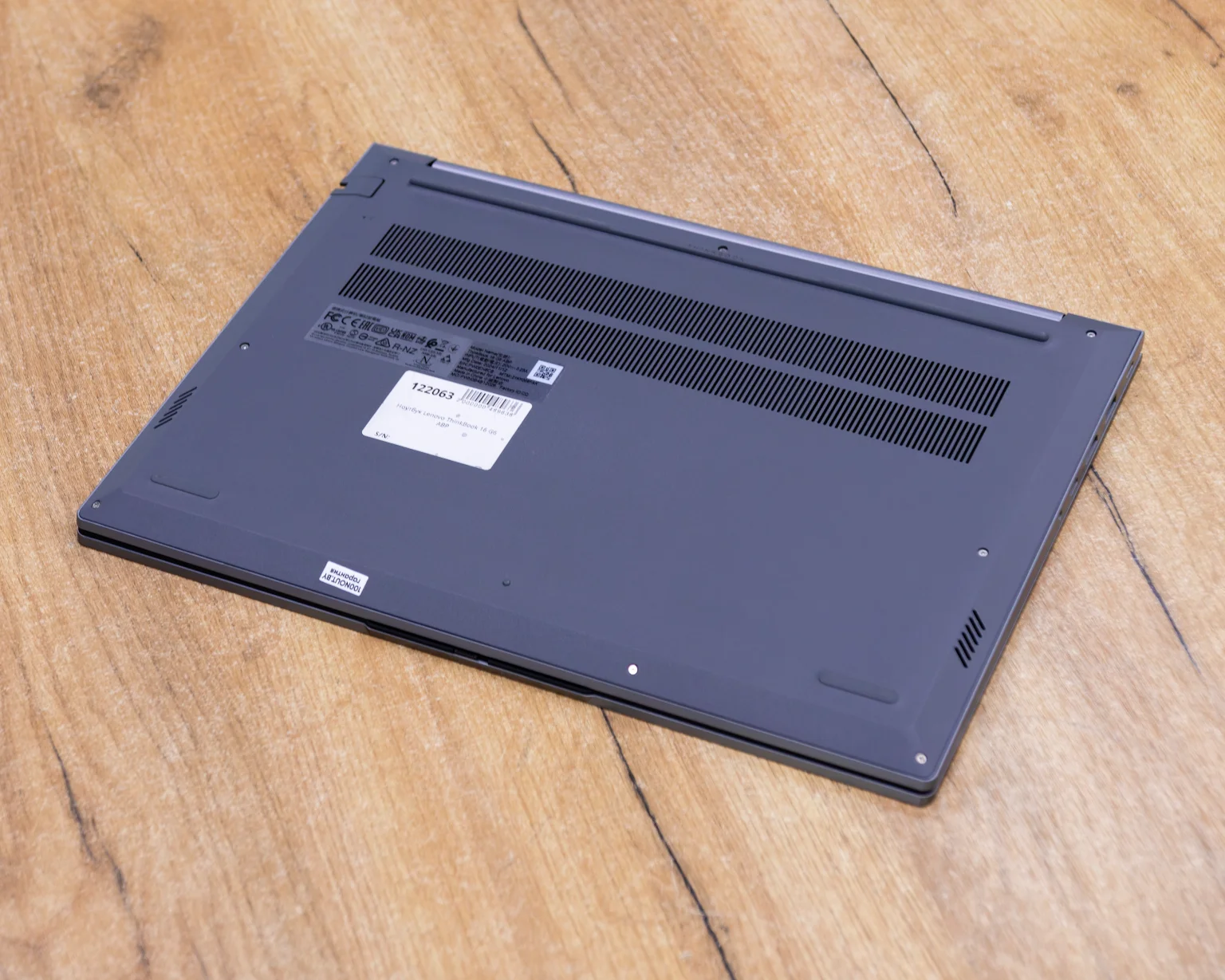 Ноутбук Lenovo ThinkBook 16 G6 ABP (FHD IPS/Ryzen 5 7430U/16GB/SSD 512GB)