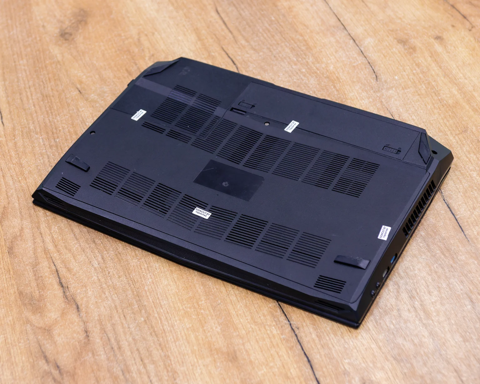 Игровой ноутбук Clevo N960Kx (240Hz/i5-11gen/RTX 3070 8GB/16GB/SSD 512GB)