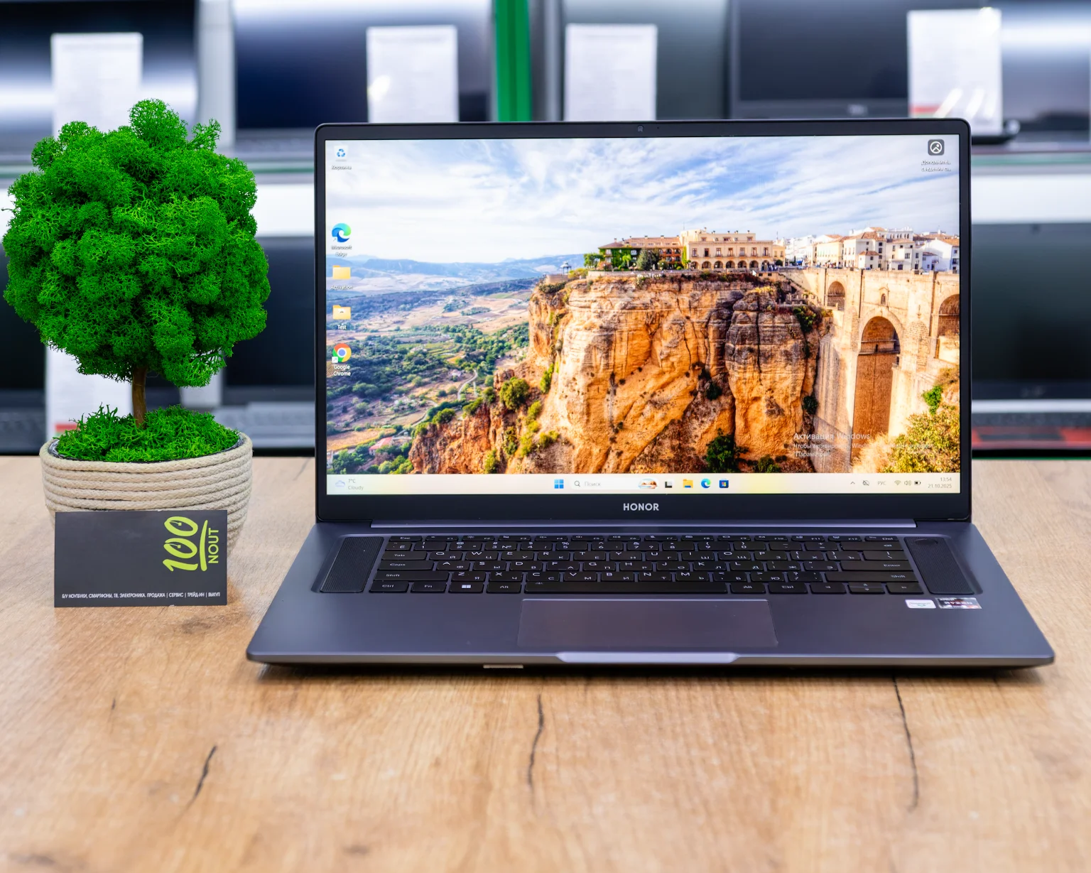 Ноутбук HONOR MagicBook 16 HYM-W56 (FHD IPS/Ryzen 5 5600H/16GB/SSD 512GB)