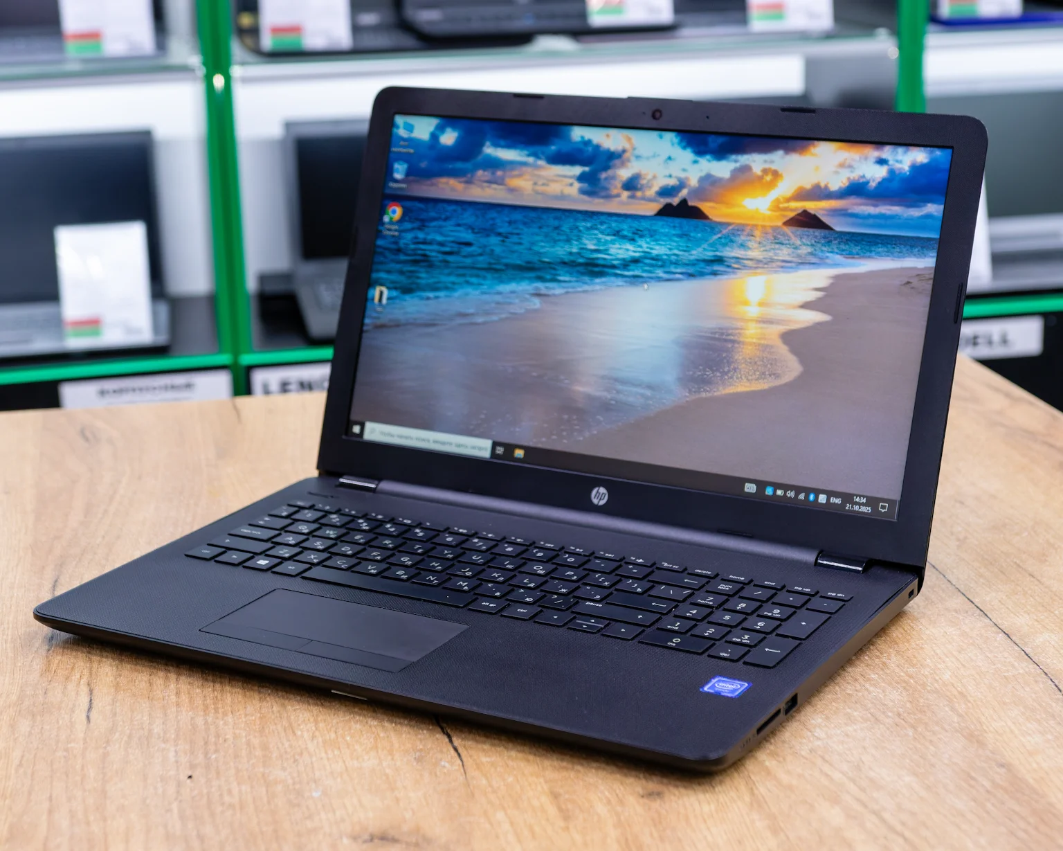 Ноутбук HP 15-ra (HD/Celeron N3060/8GB/SSD 256GB)