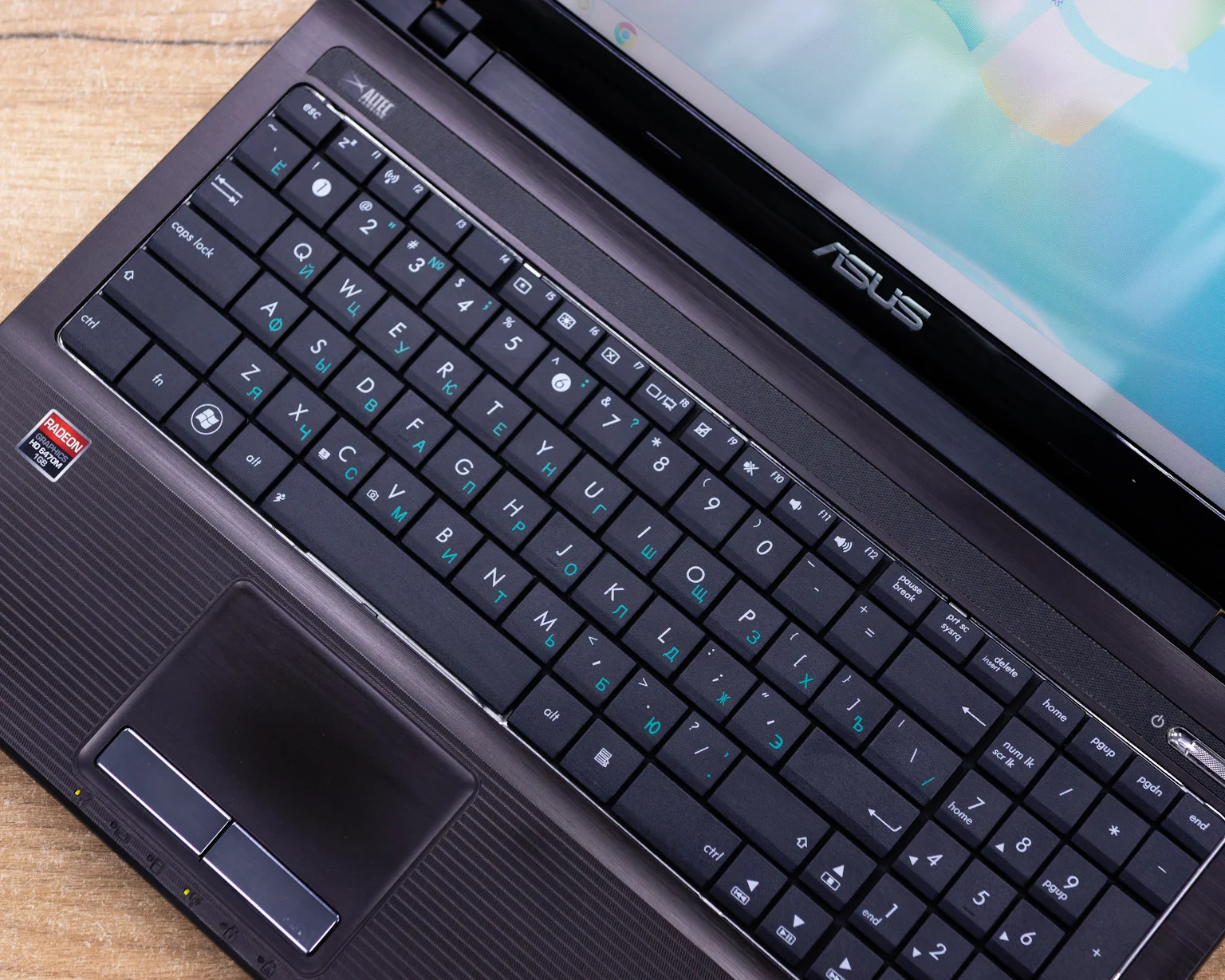 Ноутбук Asus X53B (HD/AMD E-450/Radeon HD 6470M 1GB/4GB/HDD 500GB)