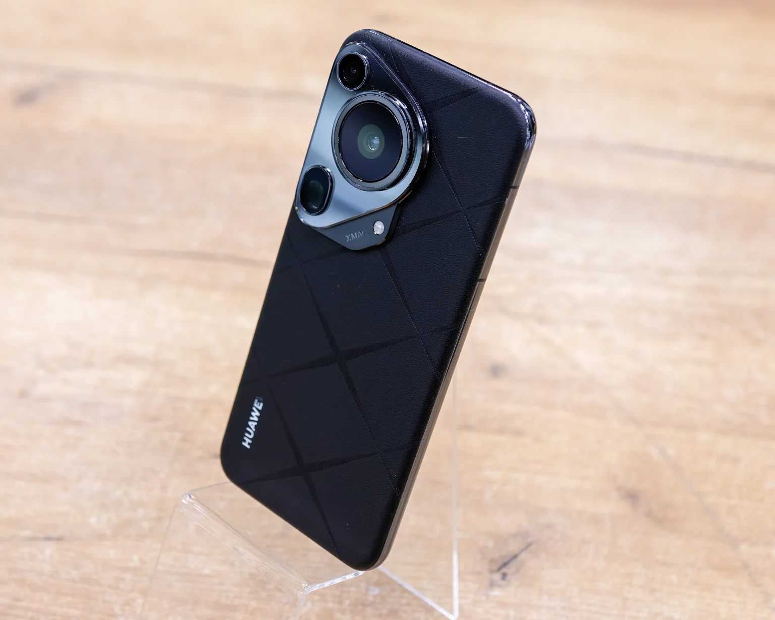 Huawei Pura 70 Ultra HBP-LX9 16GB/1TB (черный, отличное)