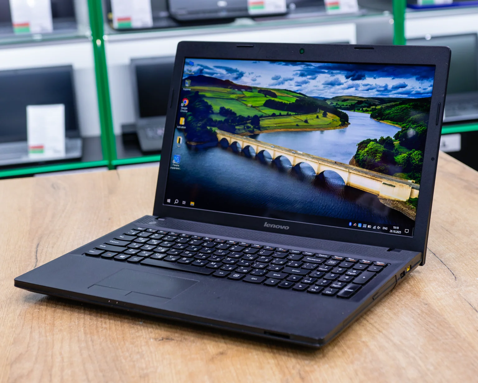 Ноутбук Lenovo G500 (HD/Pentium 2020M/Radeon HD 8500M 1GB/4GB/HDD 1000GB)