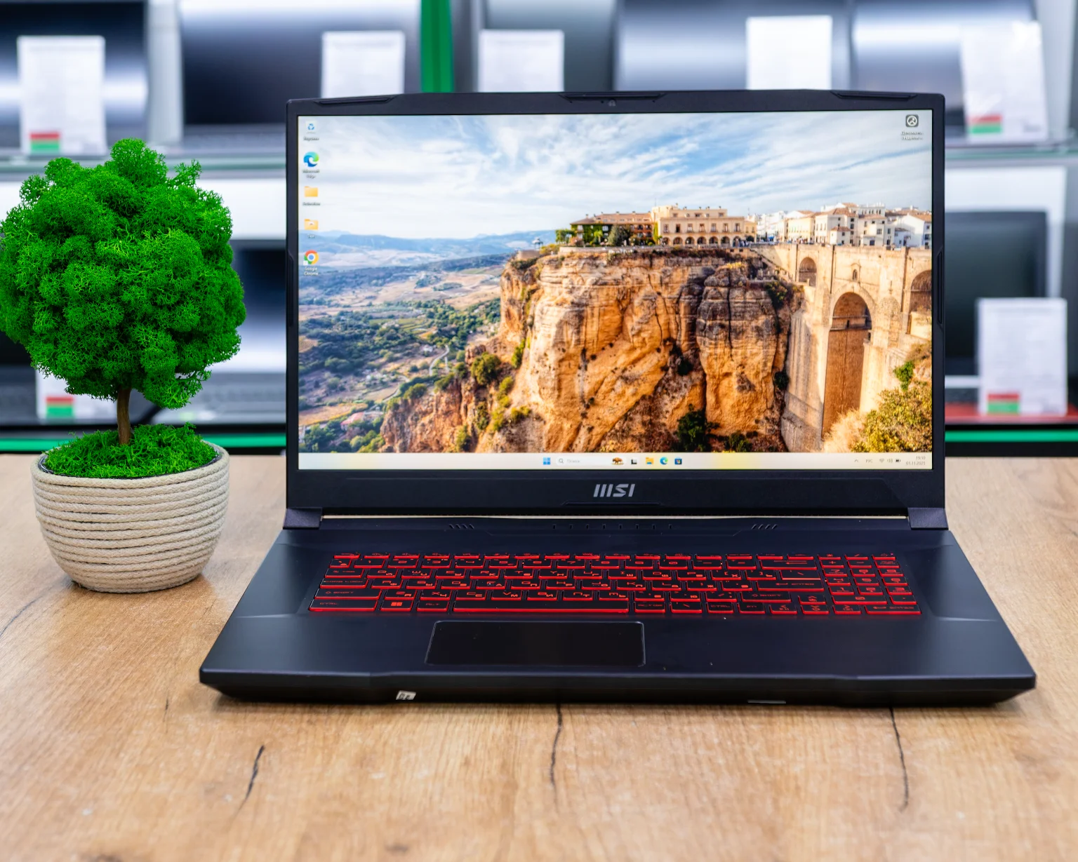 Игровой ноутбук MSI Katana GF76 11UD (144Hz/i7-11gen/RTX 3050 Ti 4GB/32GB/SSD 512GB)