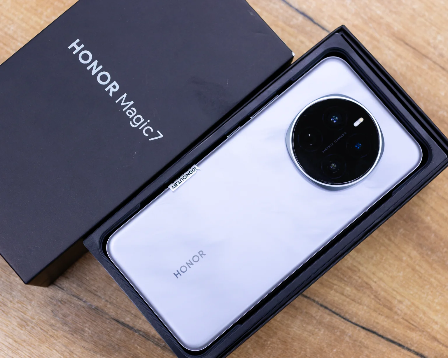 HONOR Magic7 12GB/256GB (лунный серый, отличное)