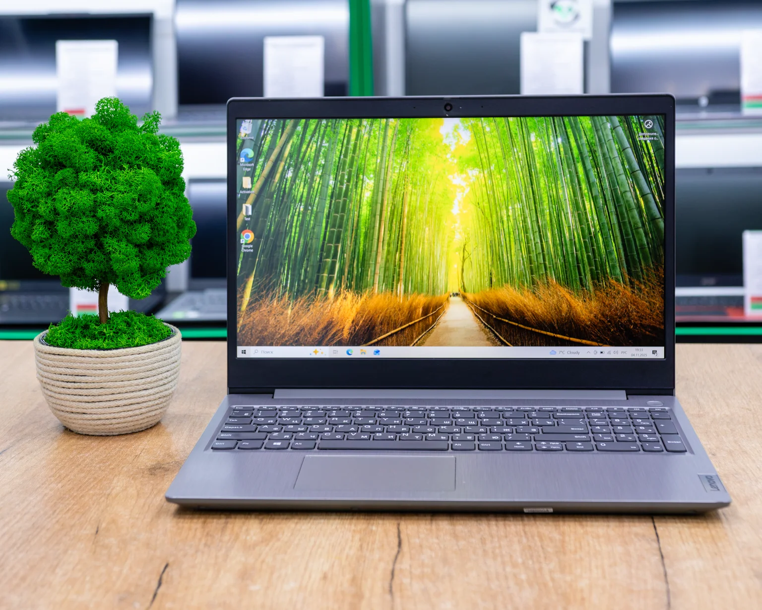 Ноутбук Lenovo IdeaPad 3 15IML05 (FHD IPS/i3-10gen/GeForce MX130 2GB/8GB/SSD 256GB)