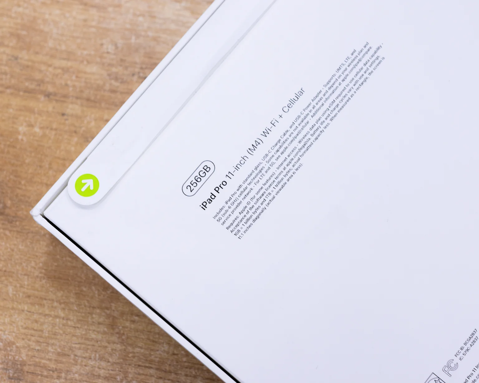 (новый. запечатан.) Планшет Apple iPad Pro 11 2024 Wi-Fi + 5G 256GB (черный космос) MVW13