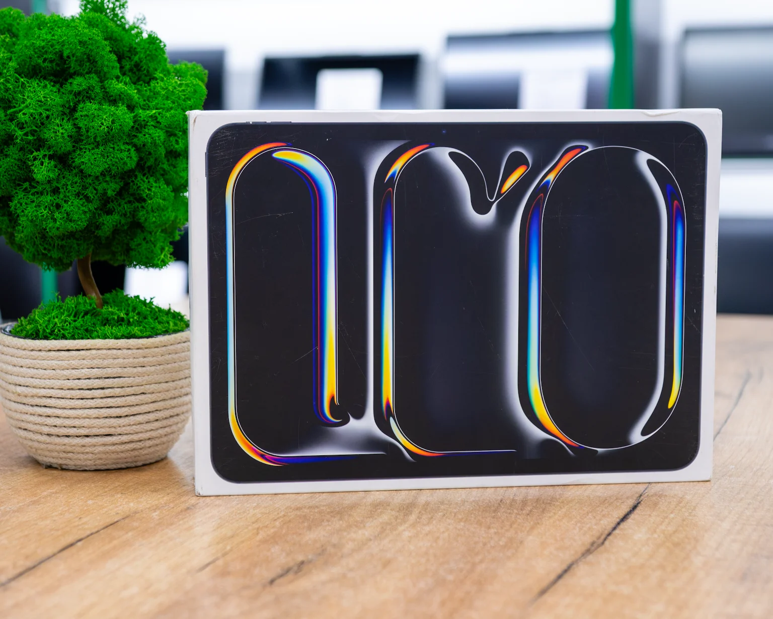 (новый. запечатан.) Планшет Apple iPad Pro 11 2024 Wi-Fi + 5G 256GB (черный космос) MVW13