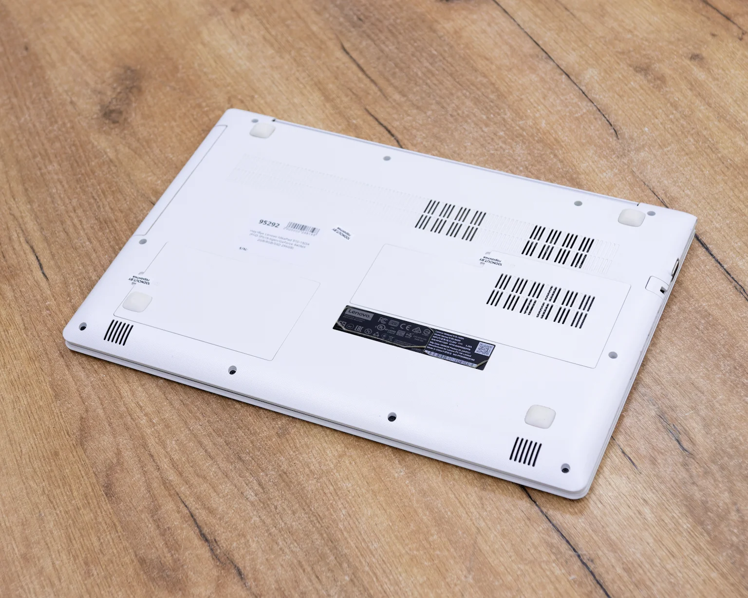 Ноутбук Lenovo IdeaPad 510-15ISK (FHD IPS/i5-6gen/GeForce 940MX 2GB/8GB/SSD 256GB)