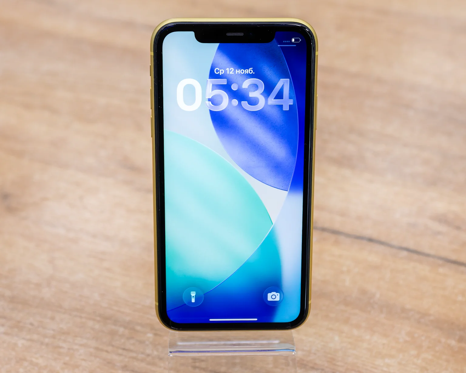 Apple iPhone 11 64GB (желтый, отличное)