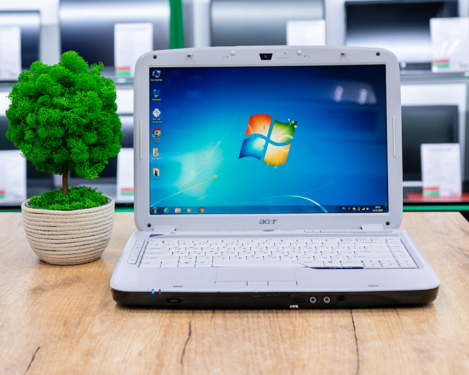 Ноутбук Asus U30JC (HD/i3-1gen/GeForce 310M 512MB/6GB/SSD 240GB)