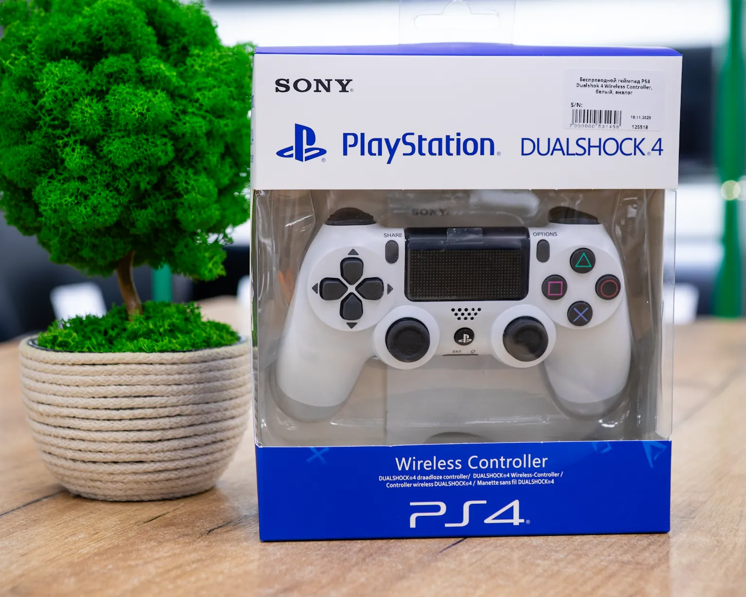 Беспроводной геймпад PS4 Dualshok 4 Wireless Controller, белый, аналог