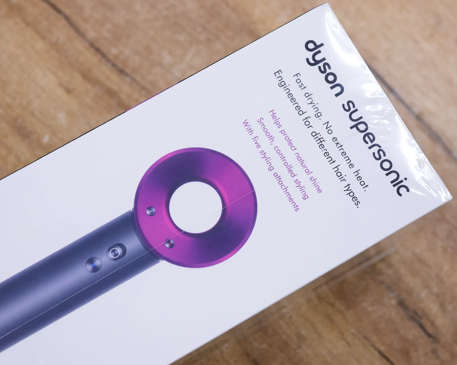 Фен Dyson HD08 Supersonic (серебристый/фуксия), люкс аналог.