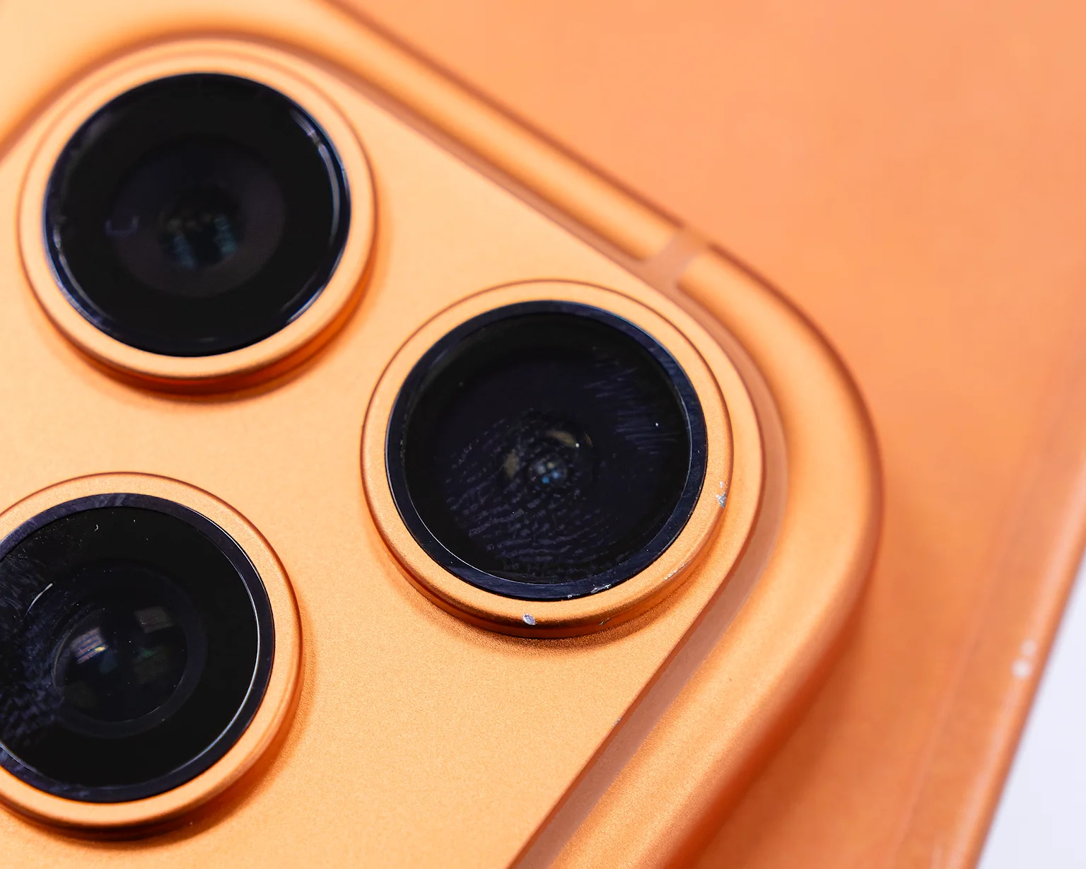 Apple iPhone 17 Pro Max 256 (космический оранжевый, отличное)