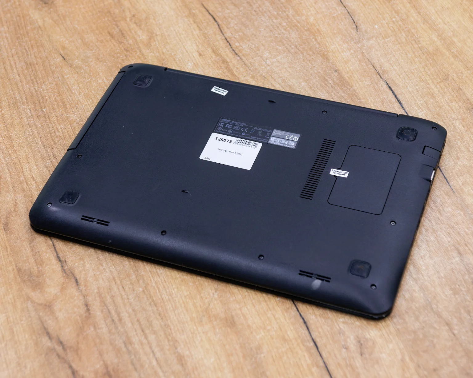 Ноутбук Asus R556LJ (HD/i5-5gen/GeForce 920M 2GB/8GB/SSD 256GB)