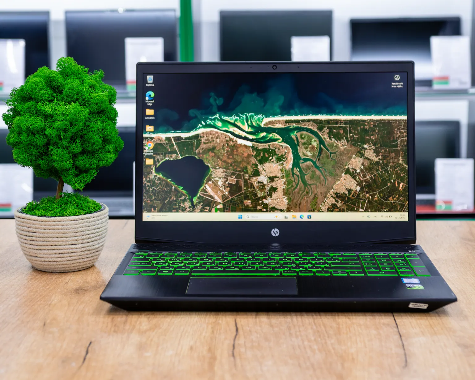 Игровой ноутбук HP Pavilion Gaming 15-cx0 (Full HD/i5-8gen/GTX 1050 4GB/16GB/SSD+HDD 128+1000GB)