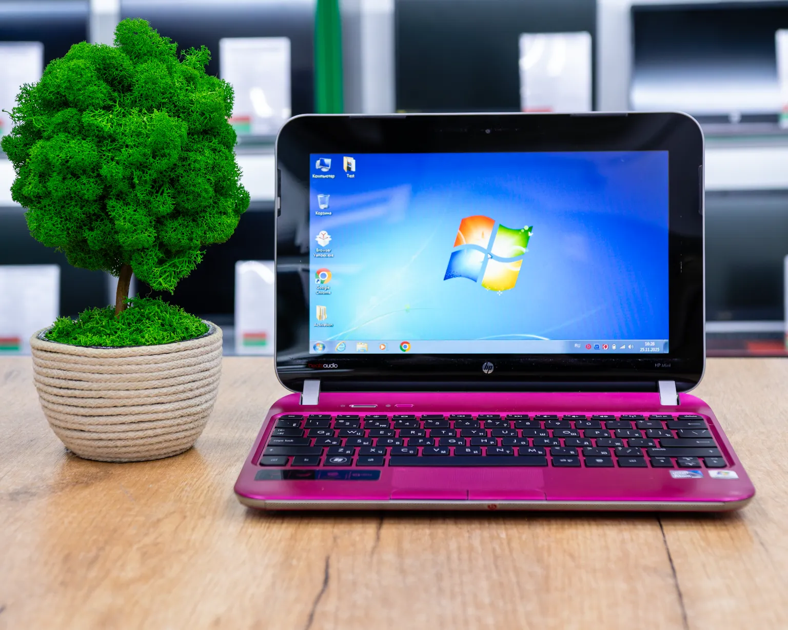 Нетбук HP Mini 210 (HD/Atom N570/2GB/HDD 1000GB)