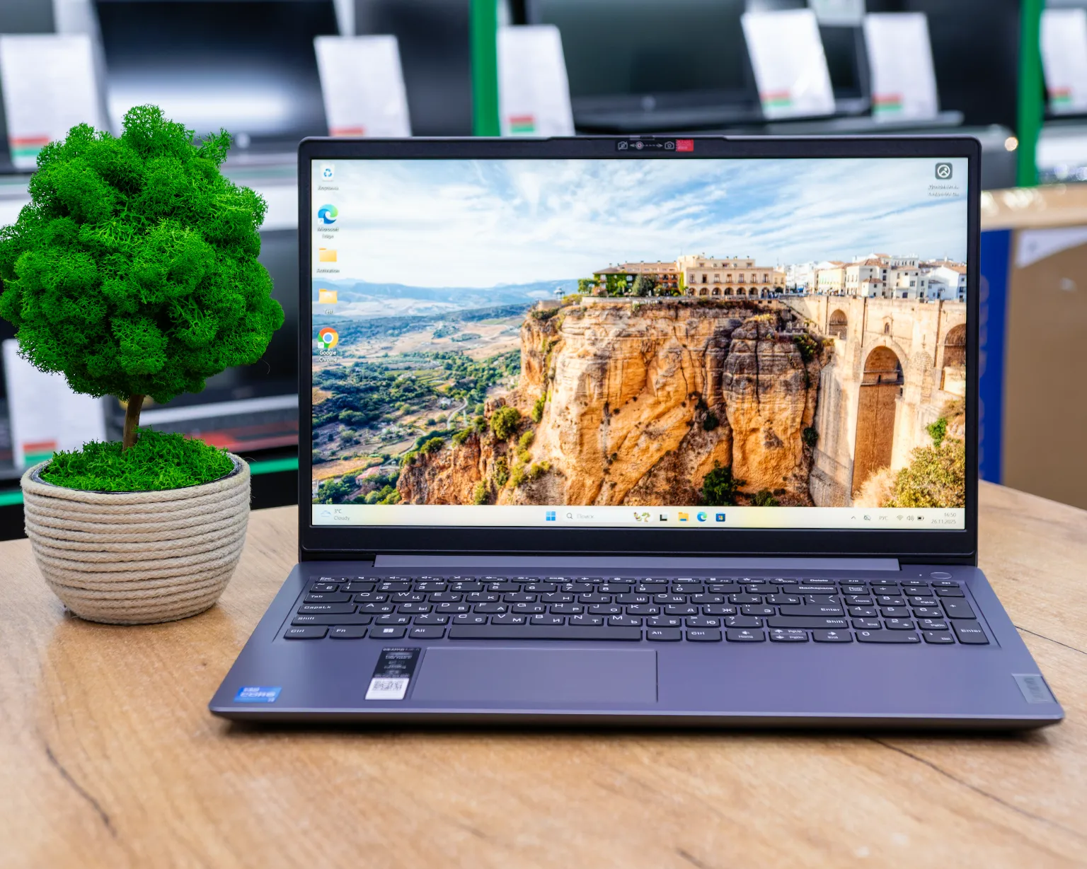 Ноутбук Lenovo IdeaPad 3 15IAU7 (FHD IPS/i3-12gen/8GB/SSD 512GB)