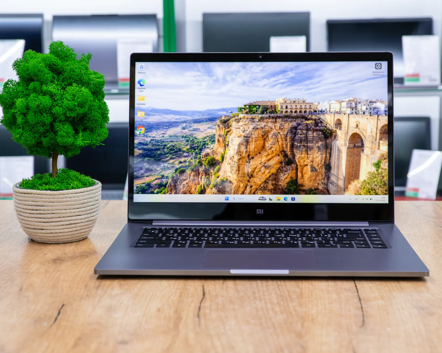 Ноутбук Xiaomi Mi Notebook Pro 15.6 (FHD IPS/i7-8gen/MX150 2GB/16GB/SSD 256+1000GB)