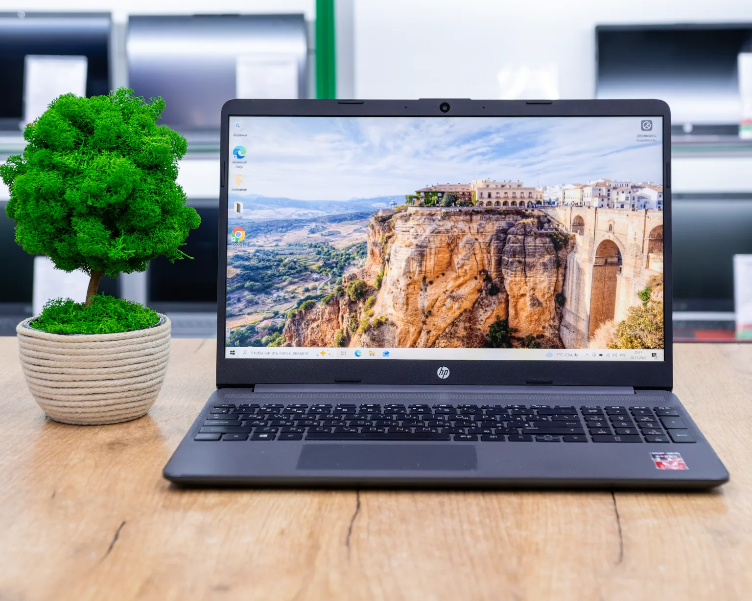 Ноутбук HP 15s-eq (FHD IPS/Ryzen 5 3500U/8GB/SSD 256GB)